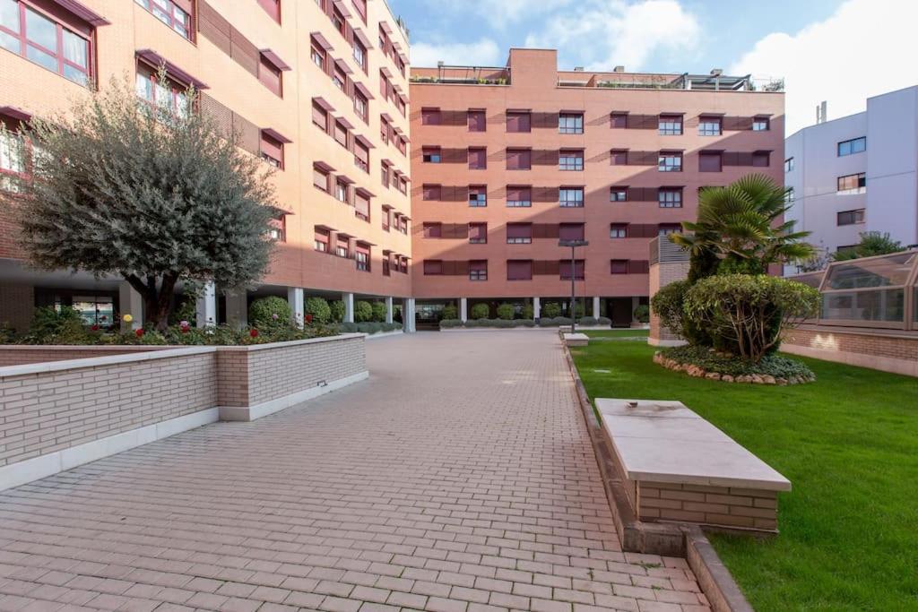 Relajate Despues De Patear Madrid Apartamento Exterior foto