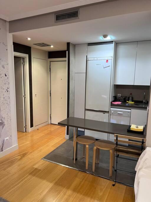 Relajate Despues De Patear Madrid Apartamento Exterior foto